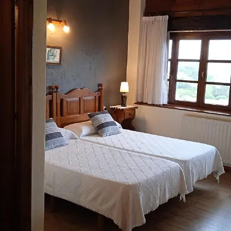 فندق La Llosona ريباذيسييّا