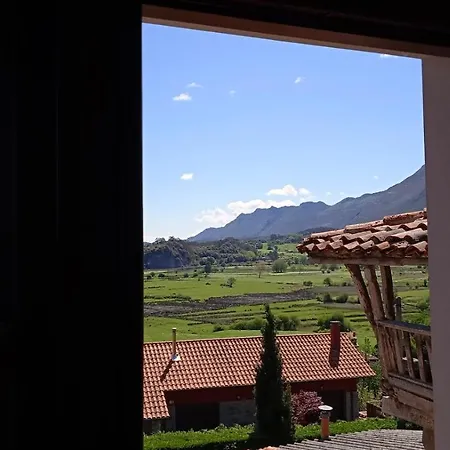 فندق La Llosona ريباذيسييّا