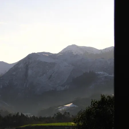 فندق La Llosona ريباذيسييّا